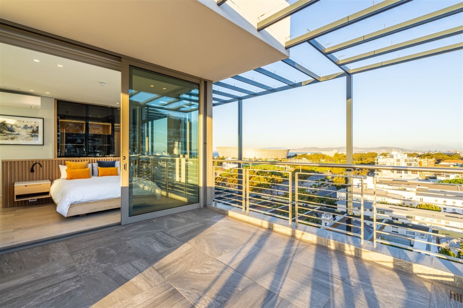 2 Bedroom Property for Sale in Green Point Western Cape